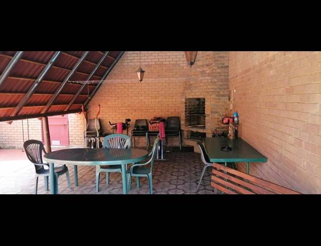 3 BEDROOM APARTMENT FOR SALE IN BRAKPAN CENTRAL